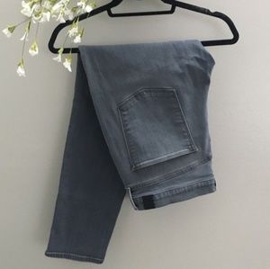 Vince Mason relaxed straight leg 31 gray